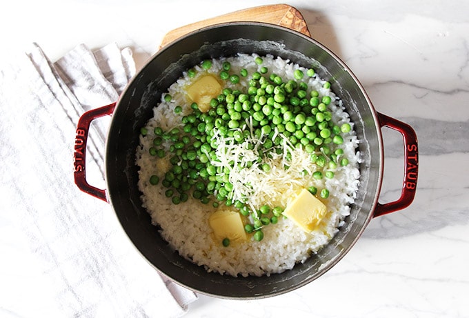 Easy Vegetarian Risotto with Parmesan and Peas