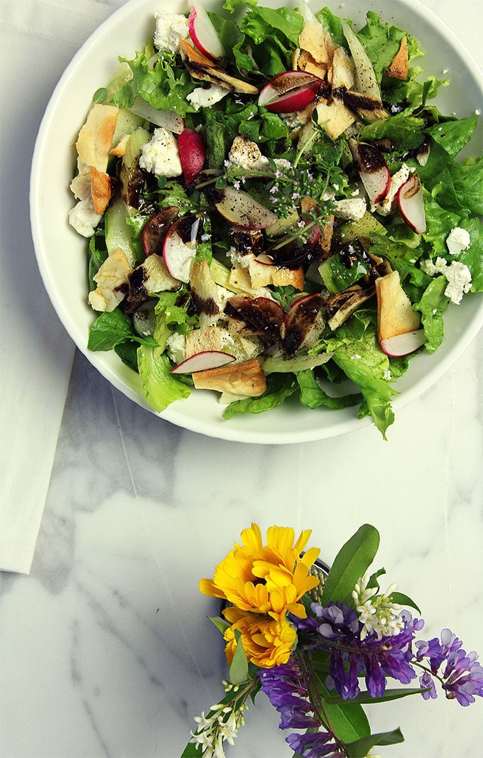 balanced green salad