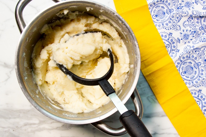 mashing the mashed potato