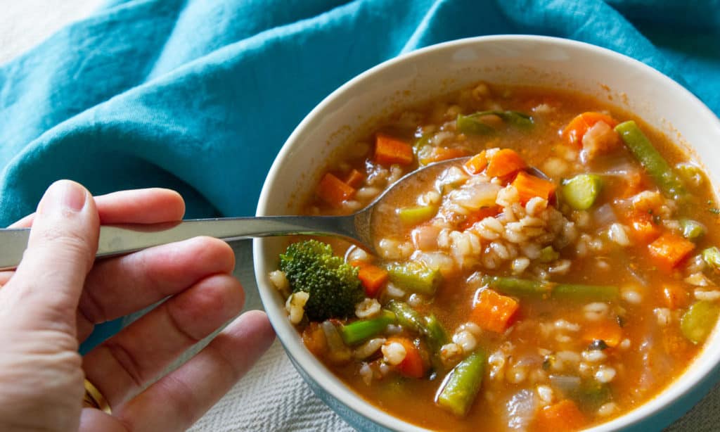 Vegetable soup (fully-cooked)