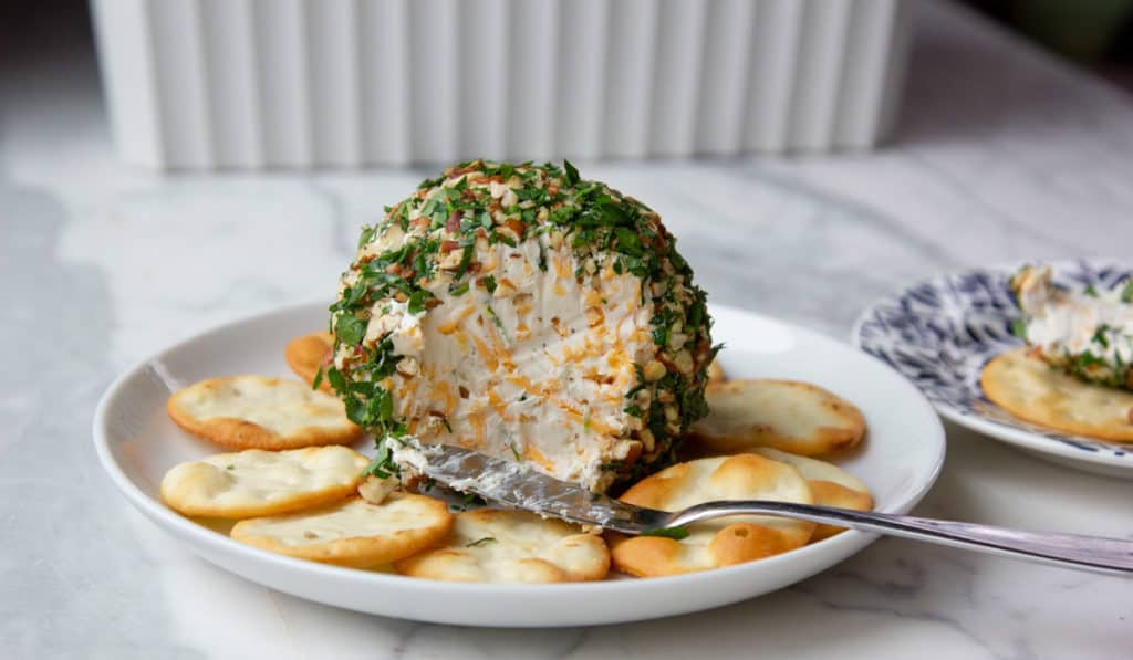 Don't you just love the creaminess and cheesiness of this ball?