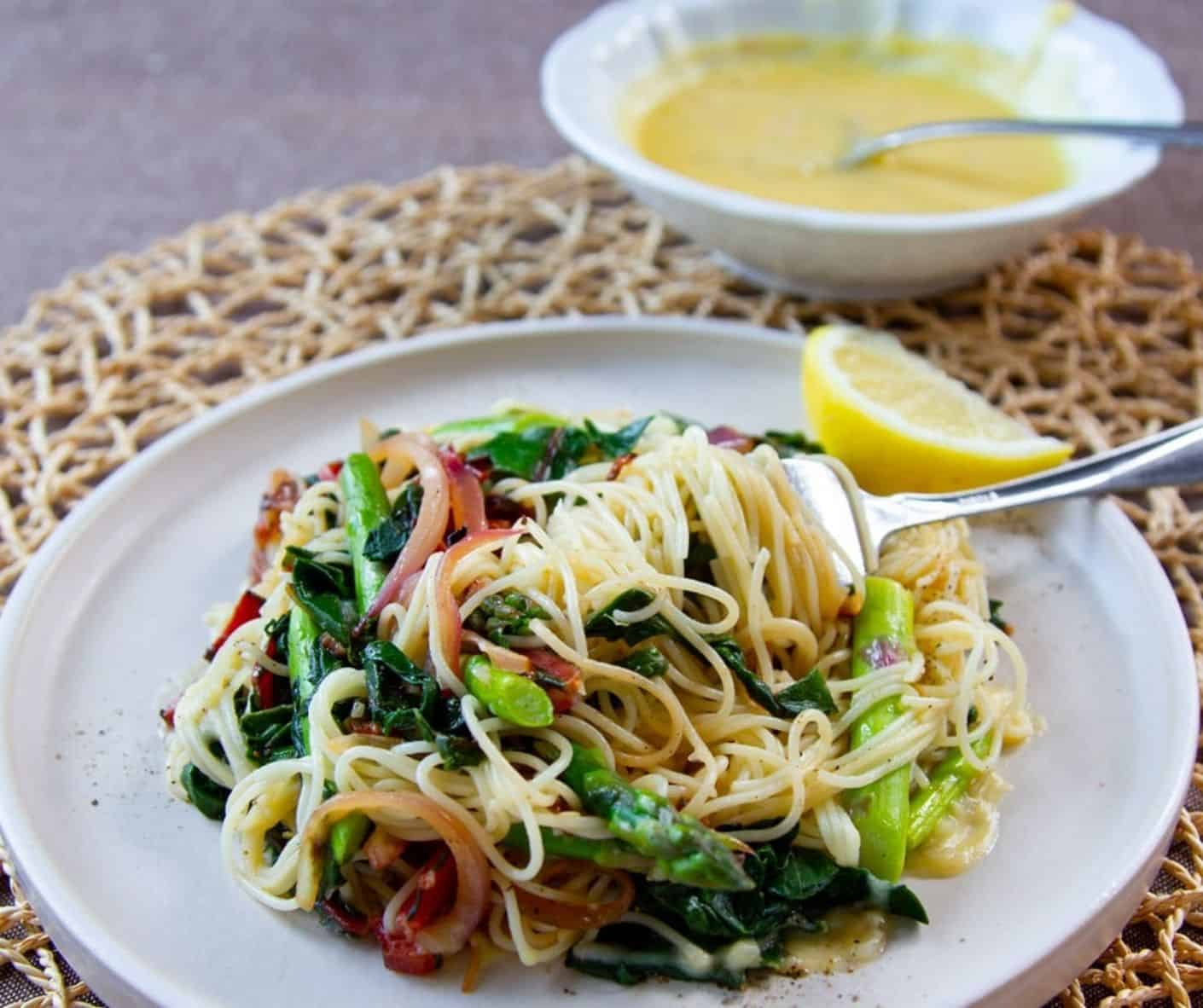 Asparagus Pasta With Lemon Garlic Butter Sauce
