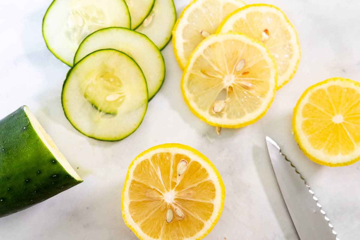 slices of cucumber and lemon

