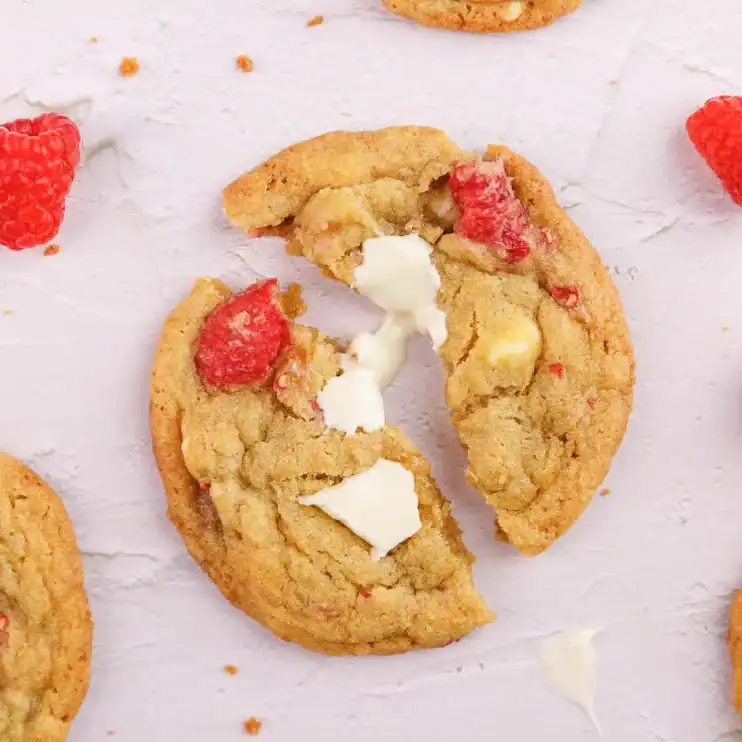Easy Raspberry White Chocolate Cookies