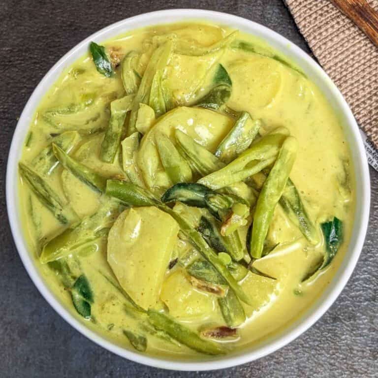 Green Bean and Potato Curry