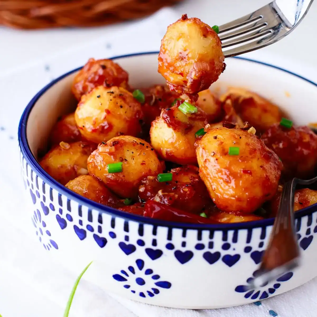 Schezwan Potatoes